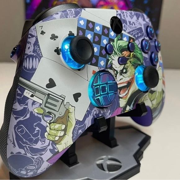 Microsoft Xbox Series X/S Custom Modded Controller with LED lights “Joker” - Picture 2 of 3